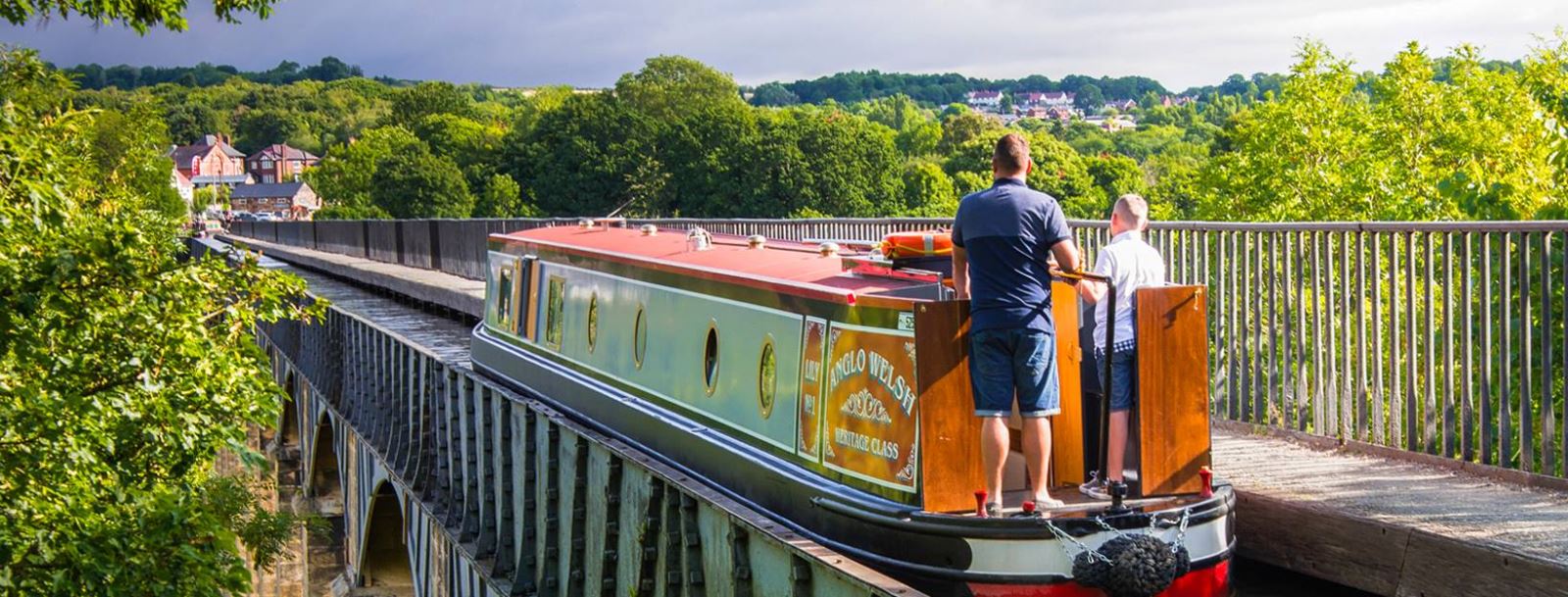 Aqueduct boat trip